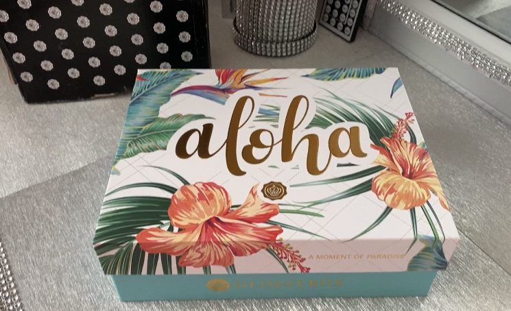 Glossybox July 2020 Unboxing (my first box)